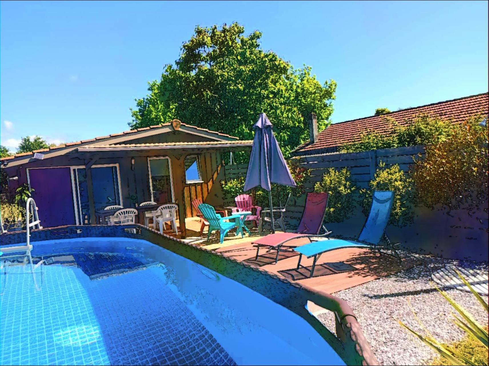 Maison Piscine Privee 4a5 Pers9 & 11 Kms Des Plages Oceanes Et Du Linxe