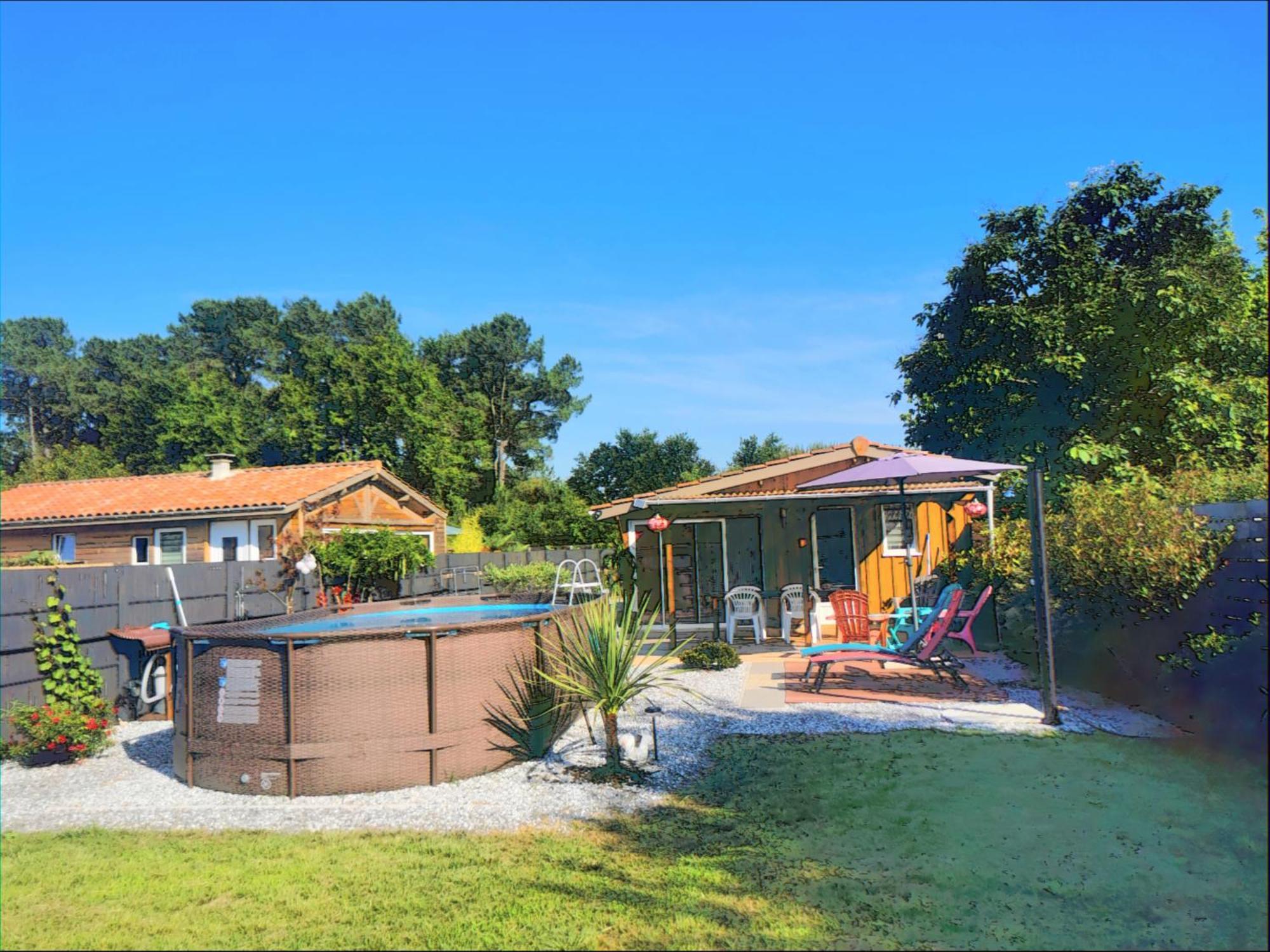 Maison Piscine Privee 4a5 Pers9 & 11 Kms Des Plages Oceanes Et Du Linxe